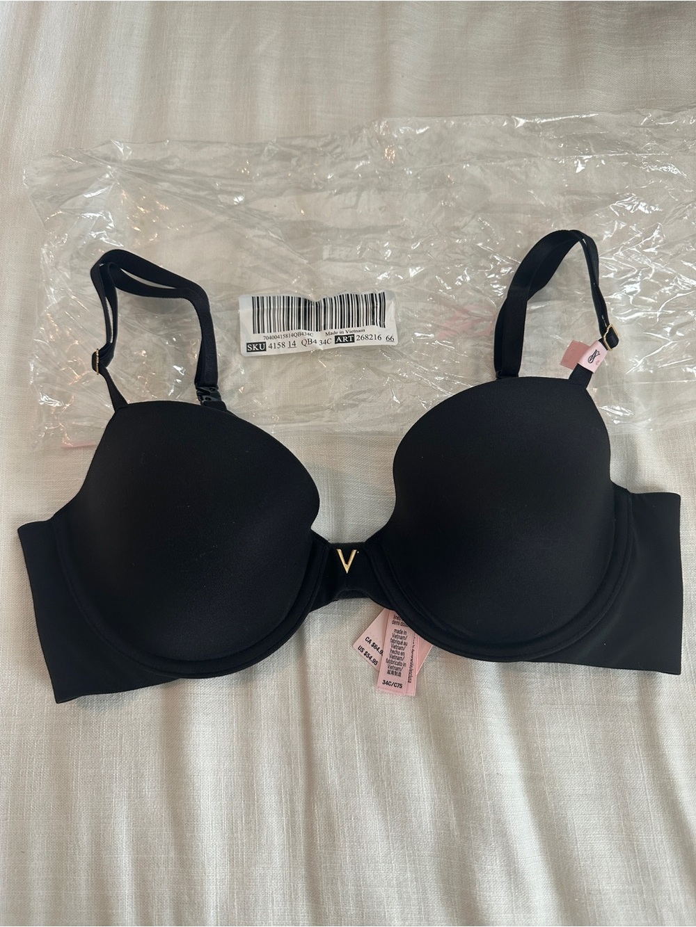 Victoria’s Secret Smooth Lightly Lined Plunge Demi Bra - Black 34C